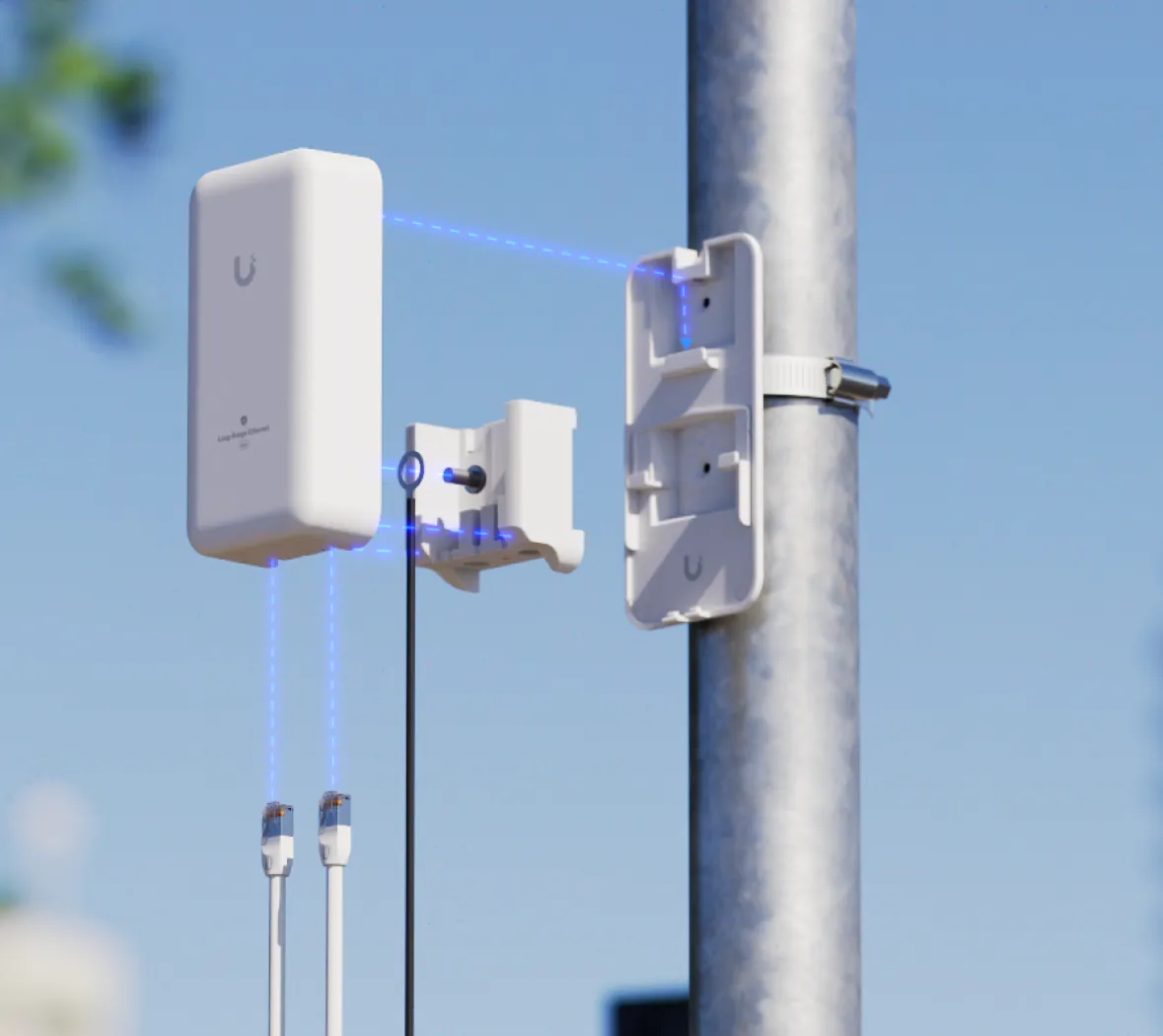 Outdoor Long-Range Endpoint pole-mount bracket assembly