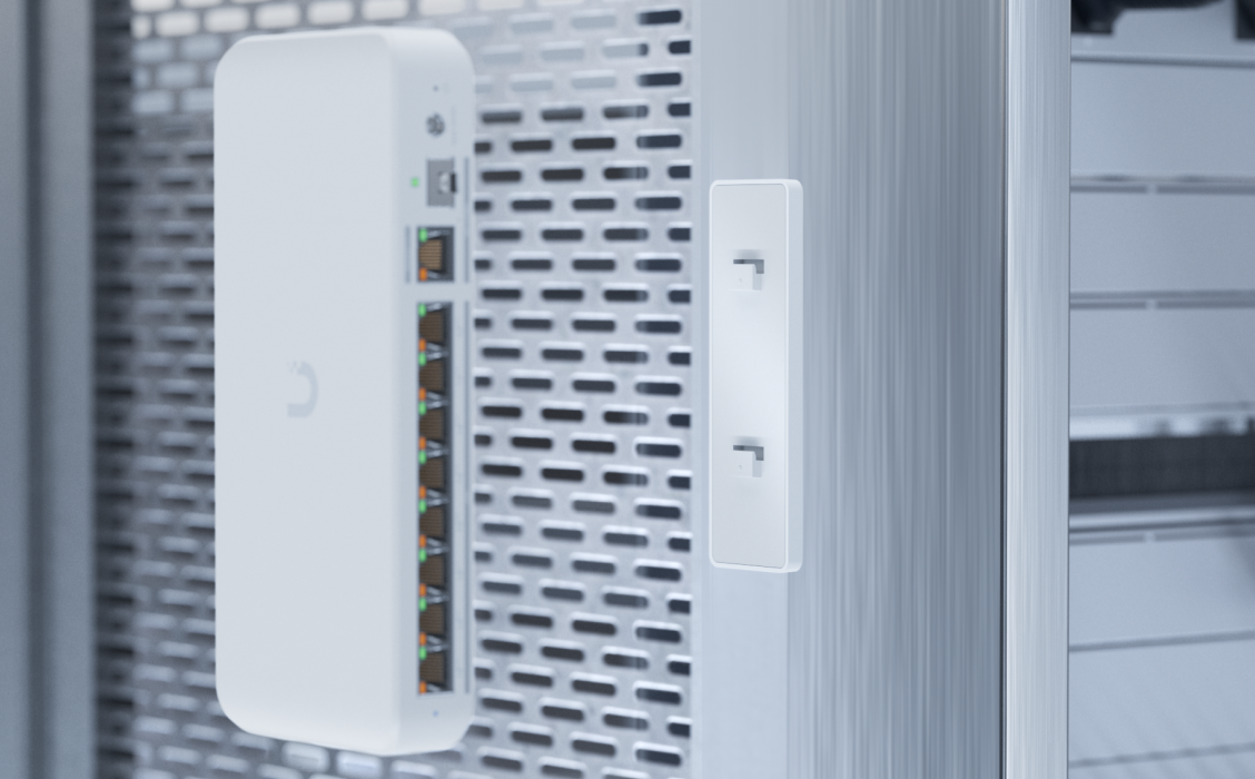 UACC-Switch-FM in-use