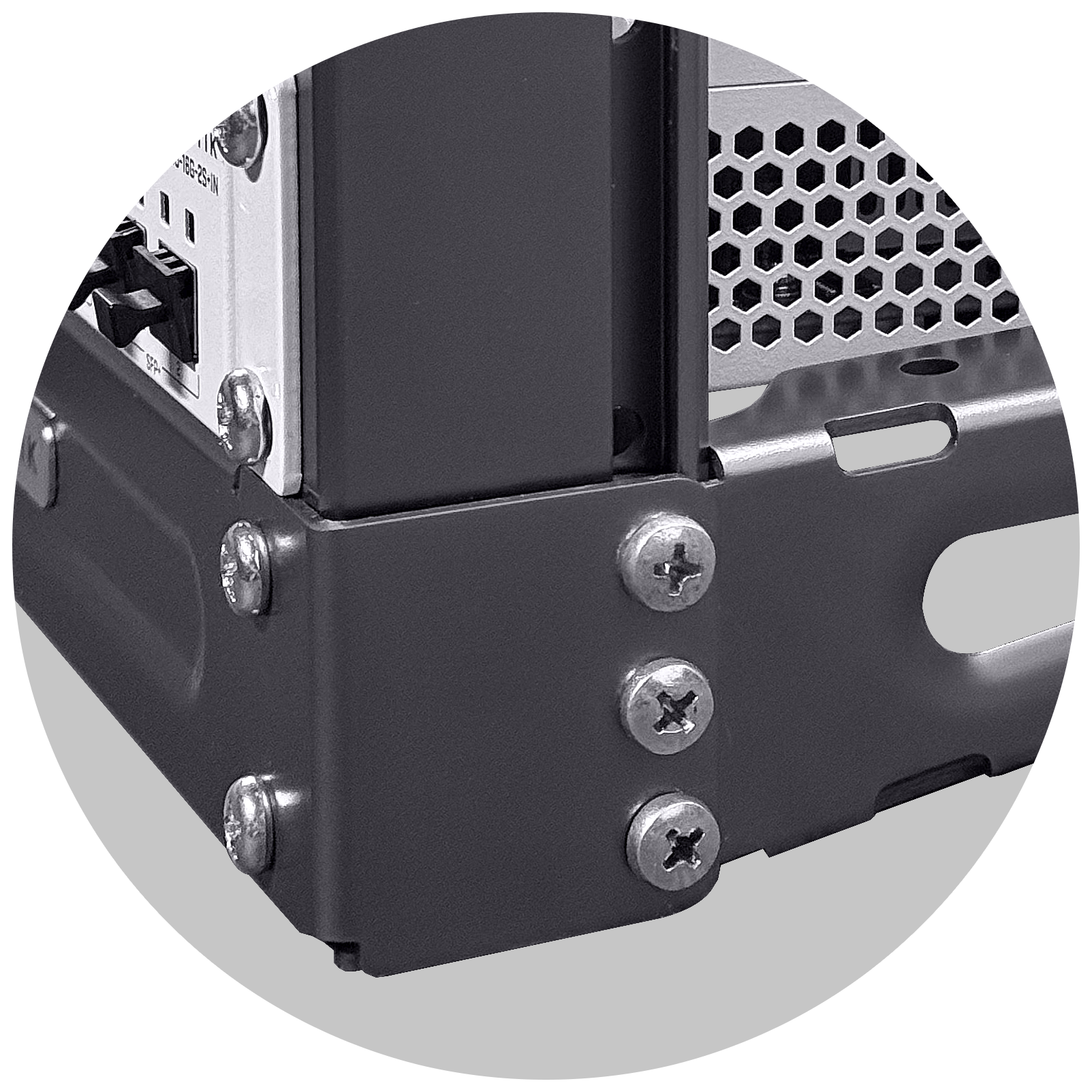 MikroTik SolidRACK 5 mini 10 Inch 5U Desktop Rack with Adjustable Angle - view 3