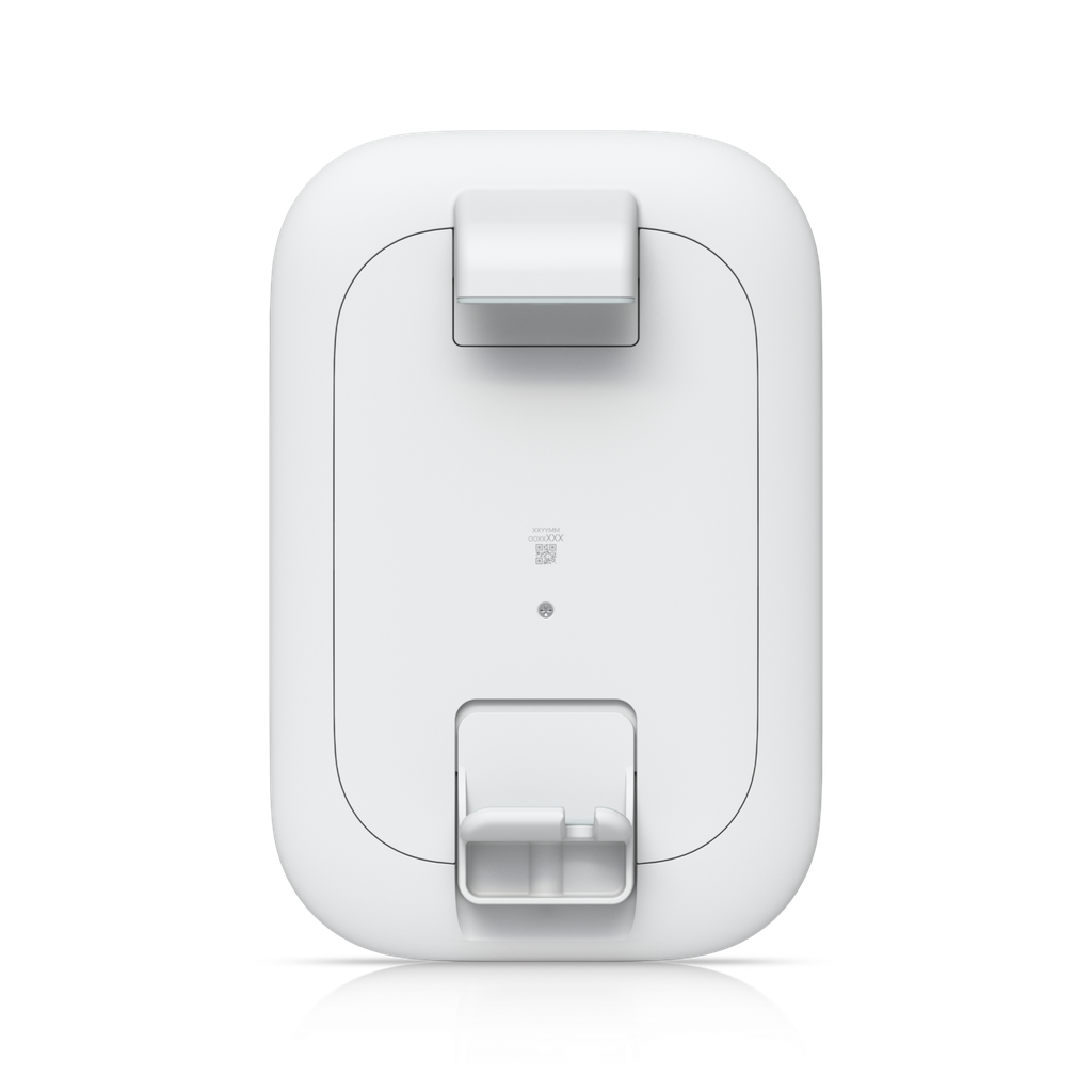 UACC-UK-Ultra-Panel-Antenna View 3