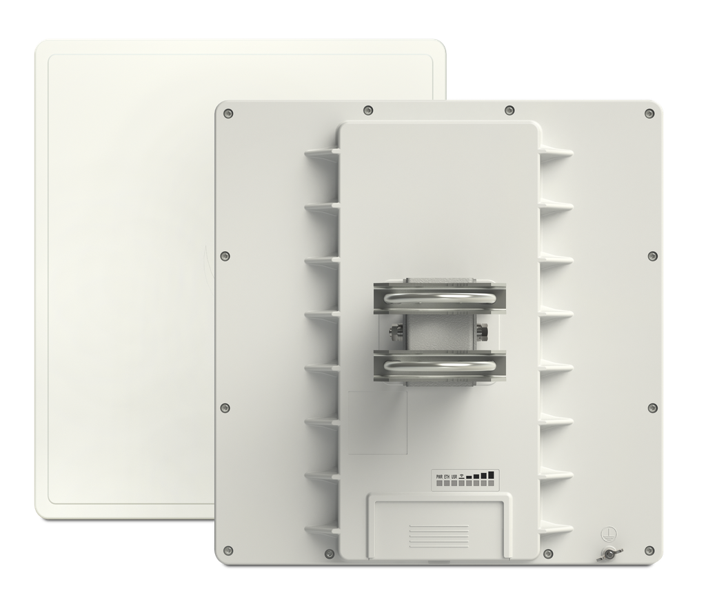 MikroTik RB911G-5HPacD-QRT Dual chain 5GHz 802.11a/n/ac QCA9882, 128 MB RAM, 720 MHz CPU, 24 dBi